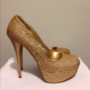 Gold Glittery High Heels