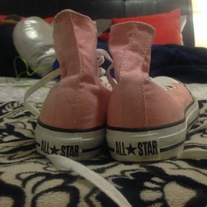 Rose Pink Converse