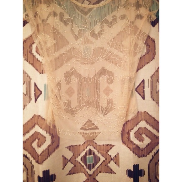 🐝🌸PRETTY TOP - Picture 3 of 3