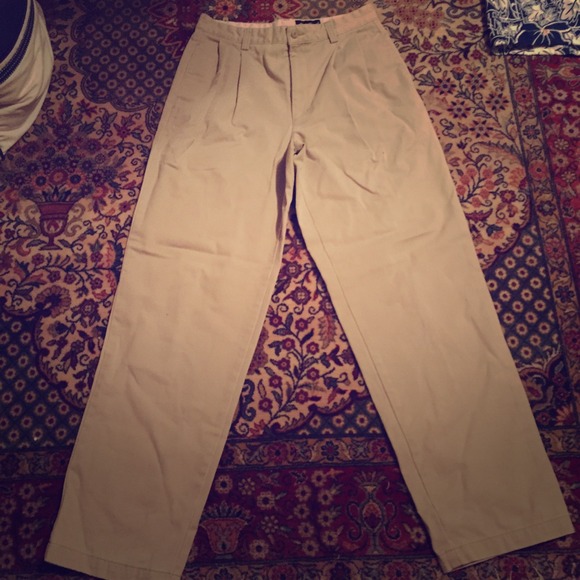 Men's khakis