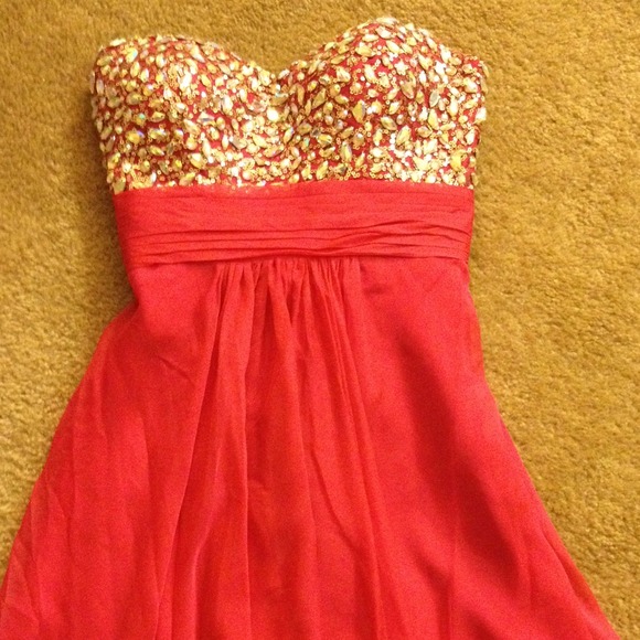 Prom/homecoming dress - Picture 3 of 4
