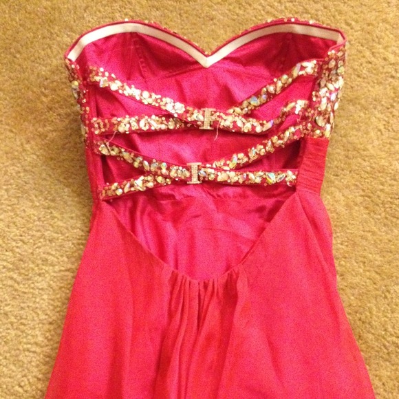 Prom/homecoming dress - Picture 4 of 4
