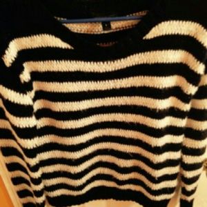 Worthington sweater