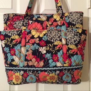 Vera Bradley Tote