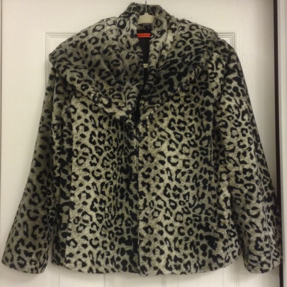 Alice & Olivia: Leopard Coat