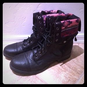 Brand New Combat Style Boots Size 9