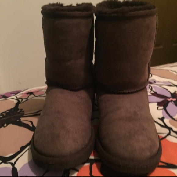 Authentic brand new uggs