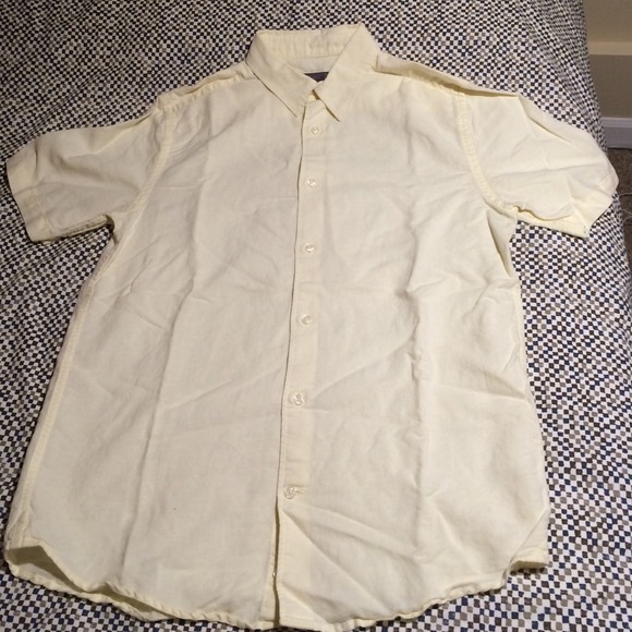 Old Navy Other - Men's short sleeve button up. Size M. Light yellow
