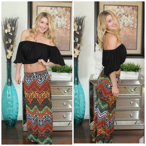 Dresses & Skirts - 🆕Chevron Tribal Maxi Skirt in Neutral Earth Tones