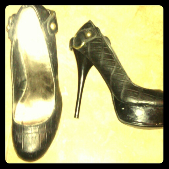 Charlotte Russe pumps