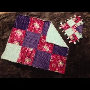 🆕 handmade quilted Anna and Elsa Minky blanket and taggie