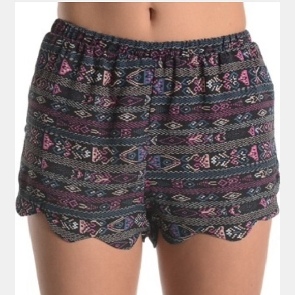 Multi print scallop shorts