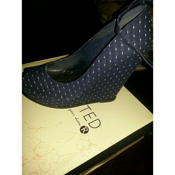 Peep Toe Wedges