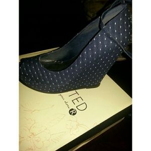 Peep Toe Wedges