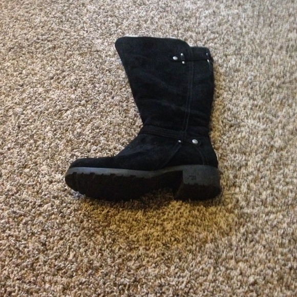 Ugg boots - Picture 3 of 3