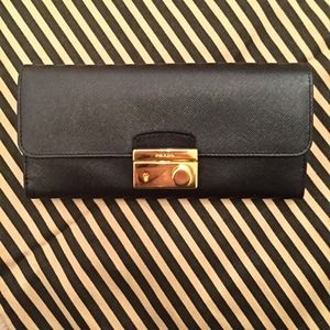 Prada wallet