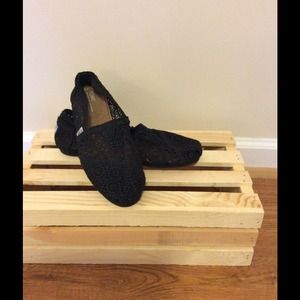 Black Crochet Tom's