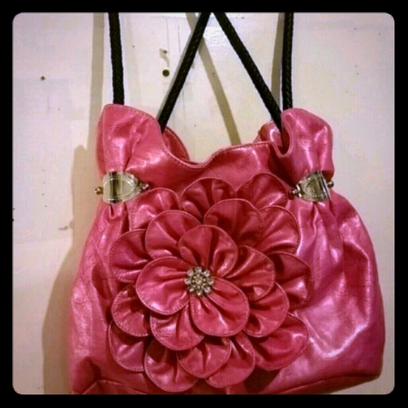 TRADED.       pretty in pink
