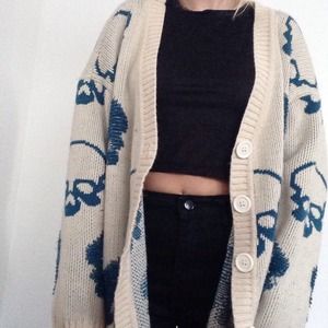 Skull sweater