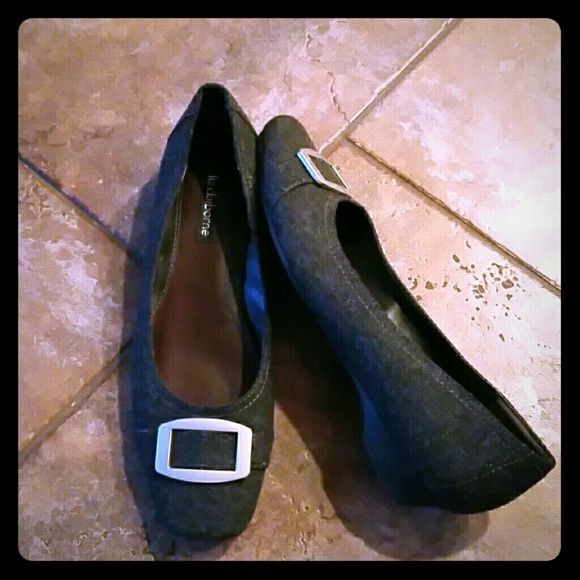 SOLD in Bundle Liz Claiborne flats