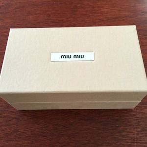 Miu Miu box