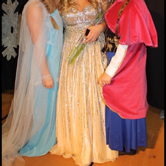 Pageant/.Prom dress Sherri Hill size - Picture 2 of 2