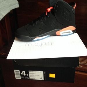 Air Jordan Infrared 6 size 4y BRAND NEW
