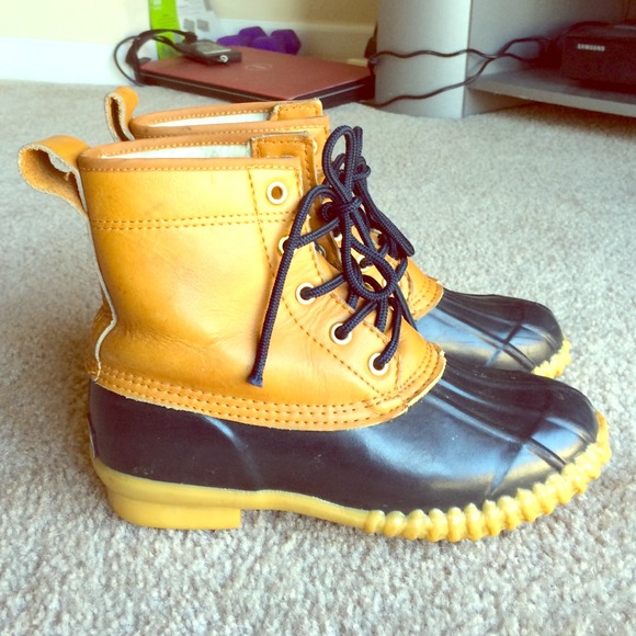 vintage duck boots