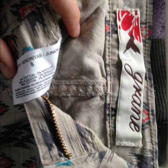 Patterned shorts!! - Picture 4 of 4