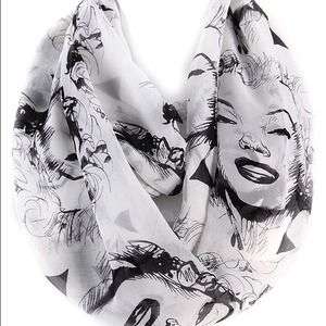 🆕 Marilyn Monroe Infinity Scarf 💄💋