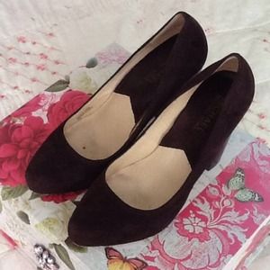 Brown suede Michael Kors pumps