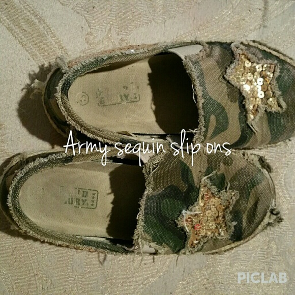 Distressed Army sequin slip on