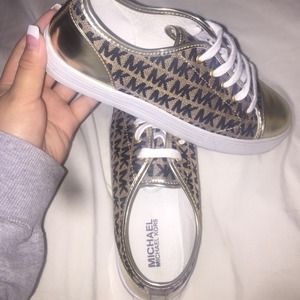 MICHAEL KORS shoes