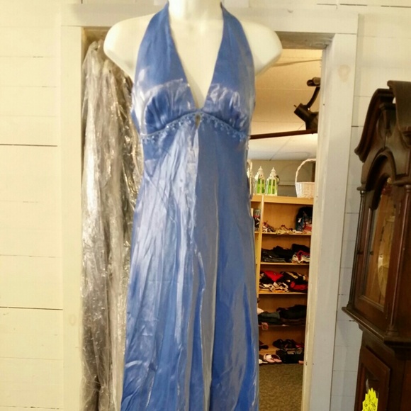 New with tags Alyce Designs long gown, size 6.