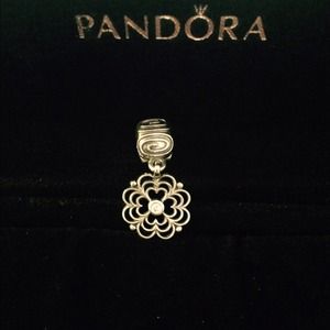 Pandora Daisy Dangle with Crystal Accent