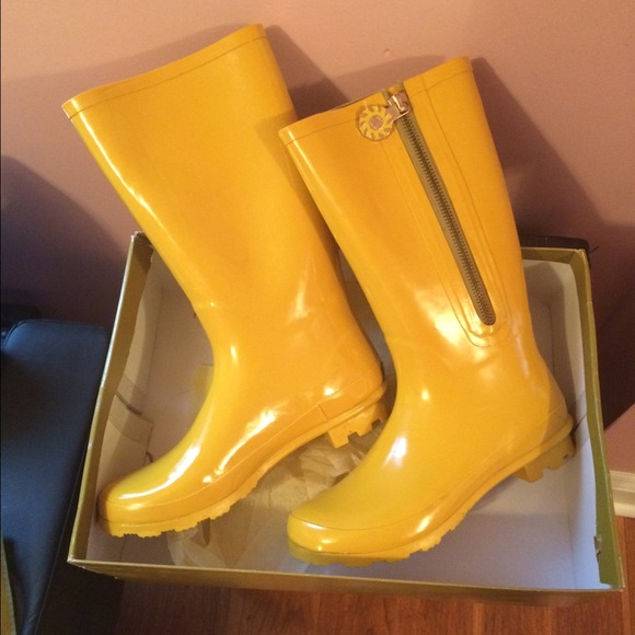 EUC Yellow Jack Roger Rain boots