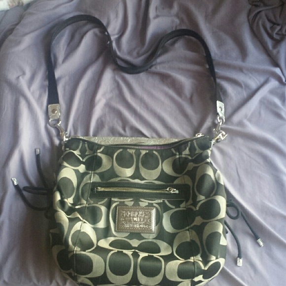 Crossbody Coach purse