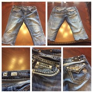SOLD in BUNdLe Miss Me Easy Capri