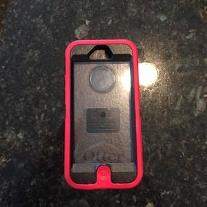 Defender otterbox 5/5s