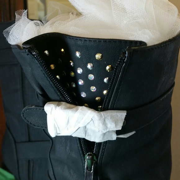 Olivia Miller Anya Boot Sz 8.5 NIB NEVER WORN - Picture 3 of 4