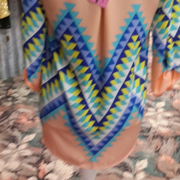 Top - Picture 2 of 3