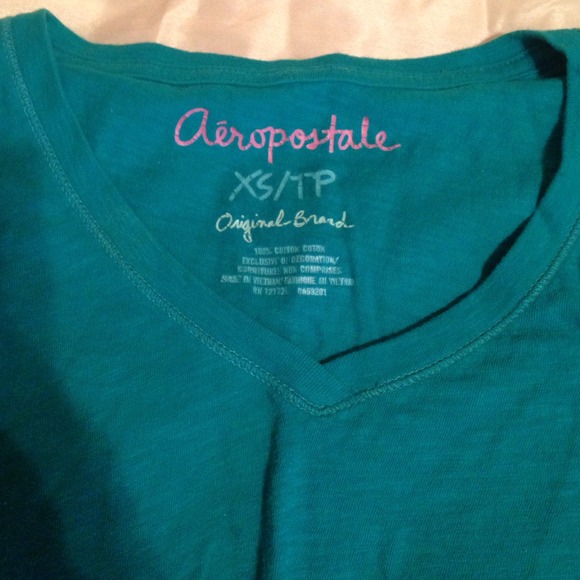 Aeropostale t shirt