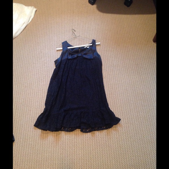 Black lace dress