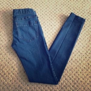 🎉NEW LISTING🎉 FREE PEOPLE JEANS