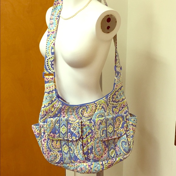 Vera Bradley Handbags - Vera crossbody messenger bag. Used.