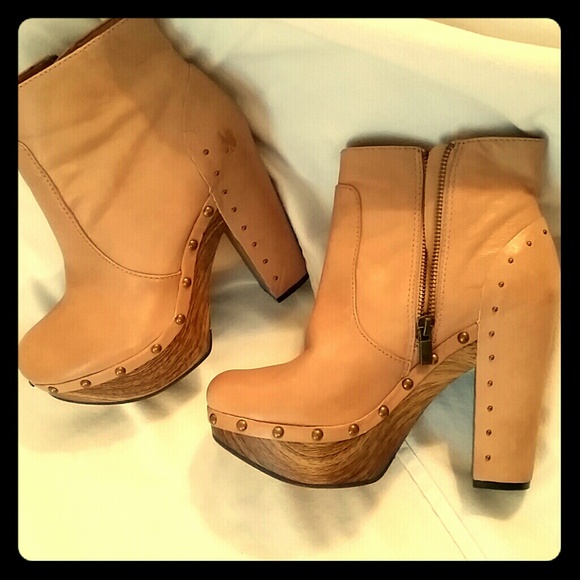 Lucky brand booties