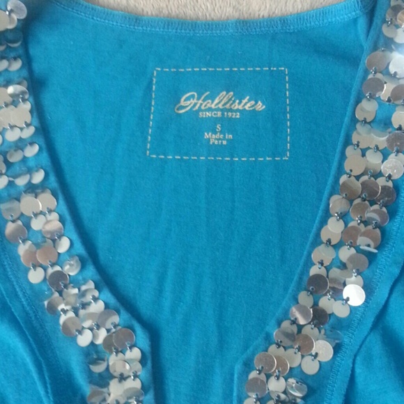 Hollister small sequins ocean blue top - Picture 3 of 4