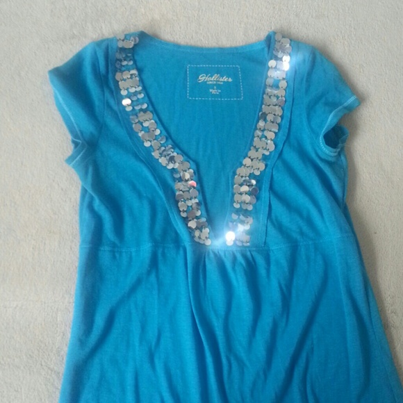 Hollister small sequins ocean blue top - Picture 4 of 4