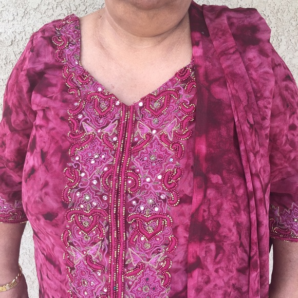 Wine shade embroidered indian dress - Picture 4 of 4
