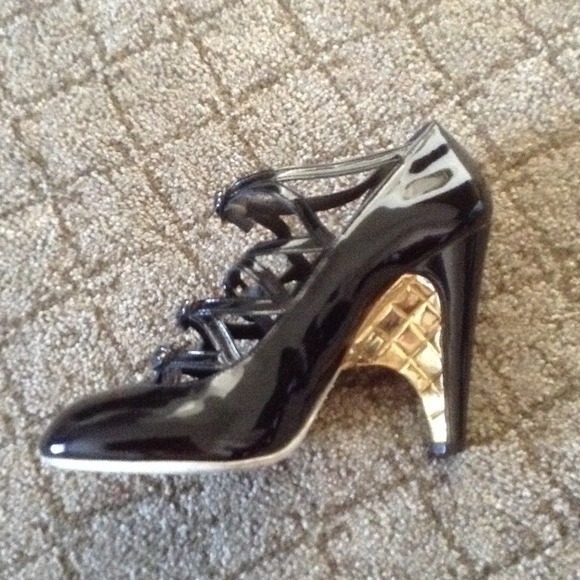 Chanel: Gladiator Wedge - Picture 3 of 4